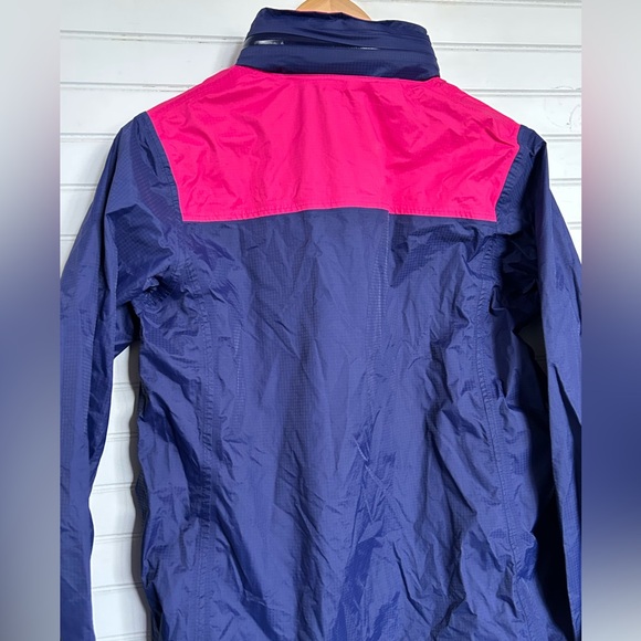 VINEYARD VINES womens size small pull over rain jacket with peak-a-boo hood - Picture 3 of 8